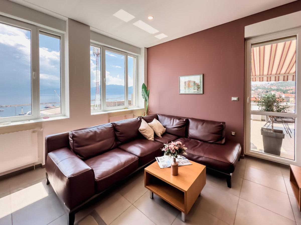 105M2 Penthouse Sea View Rijeka With Free Garage Parking Apartment Exterior photo